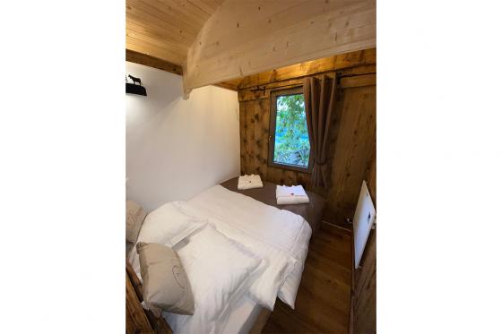 Séjour dans une roulotte - 1 nuit, avec petit déjeuner, Spa et menu fondue 8  Séjour dans une roulotte - 1 nuit, avec petit déjeuner, Spa et menu fondue 8