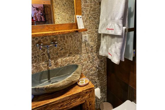 Séjour dans une roulotte - 1 nuit, avec petit déjeuner, Spa et menu fondue 9  Séjour dans une roulotte - 1 nuit, avec petit déjeuner, Spa et menu fondue 9