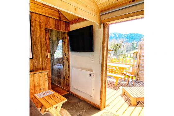 Séjour dans une roulotte - 1 nuit, avec petit déjeuner, Spa et menu fondue 10  Séjour dans une roulotte - 1 nuit, avec petit déjeuner, Spa et menu fondue 10