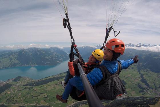 Vol découverte en parapente - Vol d'environ 10 minutes au-dessus du canton de Fribourg  