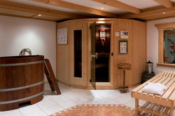 Séjour romantique & gourmand - 1 nuit en chambre Deluxe avec repas à 4 plats et accès privé au spa 2 