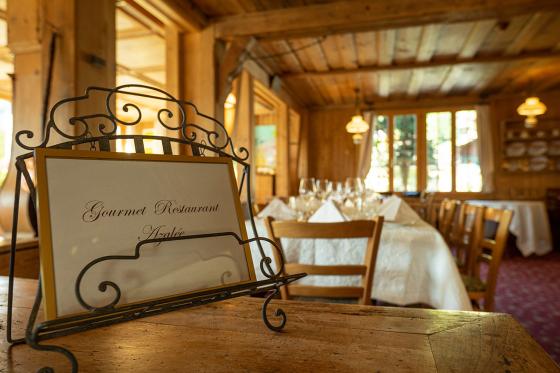 Séjour romantique & gourmand - 2 nuits en chambre Deluxe avec repas à 4 plats et accès privé au spa 9 