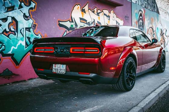 Dodge Challenger mieten - 3h Dodge Hellcat Widebody fahren 3 