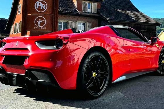 Ferrari 488 Spider - 3h mieten inkl. 100 Freikilometer 2 
