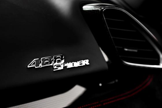 Ferrari 488 Spider - 3h mieten inkl. 100 Freikilometer 4 