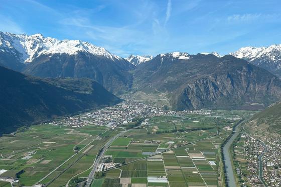 Piloter un hélicoptère - 30 minutes pour 1 personne à Sion 9 