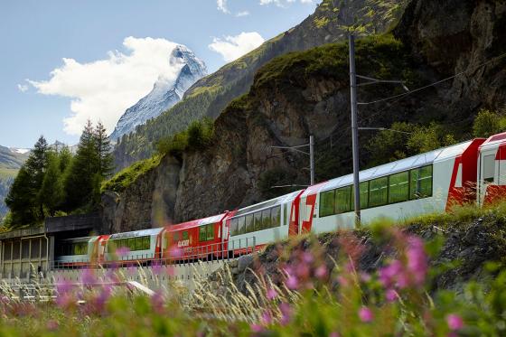 Glacier Express - Eine Fahrt für 1 Person von Zermatt nach St. Moritz (oder umgekehrt)  