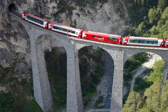 Glacier Express - Eine Fahrt für 1 Person von Zermatt nach St. Moritz (oder umgekehrt) 1 