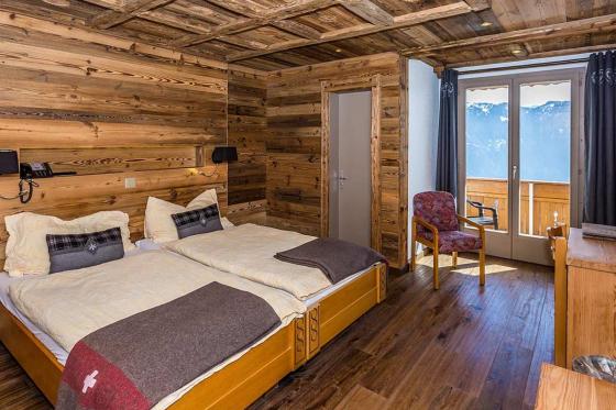 Séjour romantique à Leysin - 1 nuit avec petit déjeuner & accès au jacuzzi | le week-end 1  Séjour romantique à Leysin - 1 nuit avec petit déjeuner & accès au jacuzzi | le week-end 1