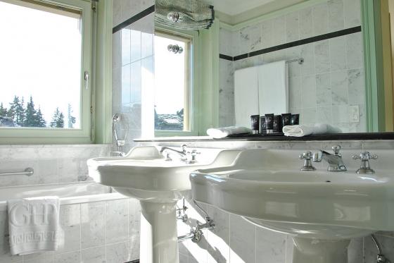 Hôtel de légende à Crans-Montana - 2 nuits au Grand Hôtel du Golf & Palace, pour 2 personnes 6 