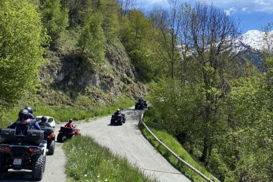 Quad-Tour - mit Walliser Apéro und Überraschungsgeschenk für 2 Personen 2 