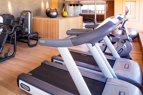 Luxus-Übernachtung in Bern - 1 Nacht im Bellevue Palace inkl. Frühstück und Verpflegung für 2 14 