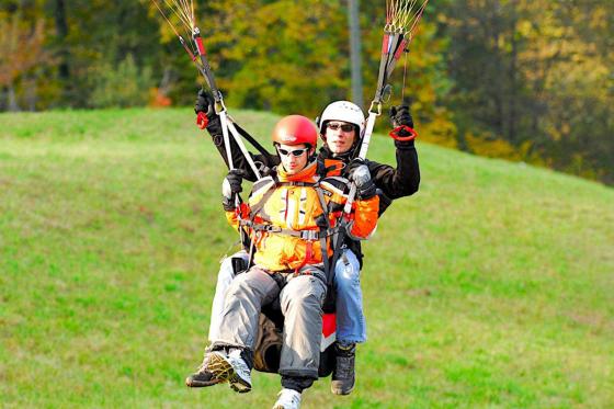 Tessin Gleitschirmfliegen - inkl. Mahlzeit für 2 Personen 3 
