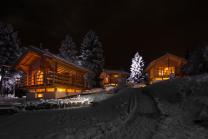 Séjour romantique dans un chalet - 1 nuit avec petit déjeuner & 1 heure de jacuzzi inclus