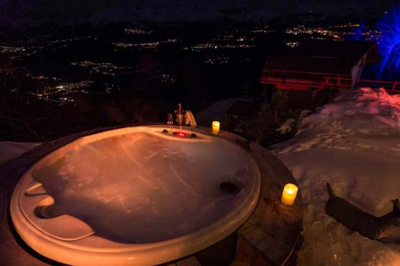 Séjour romantique dans un chalet - 1 nuit avec petit déjeuner & 1 heure de jacuzzi inclus 6  Séjour romantique dans un chalet - 1 nuit avec petit déjeuner & 1 heure de jacuzzi inclus 6
