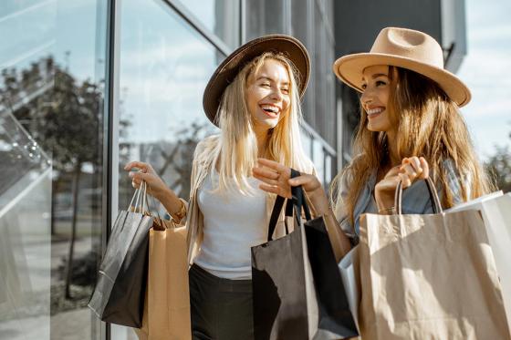 Journée shopping pour 1 personne - Transport en car vers Milan, Turin, Lyon ou Vitolungo 5 