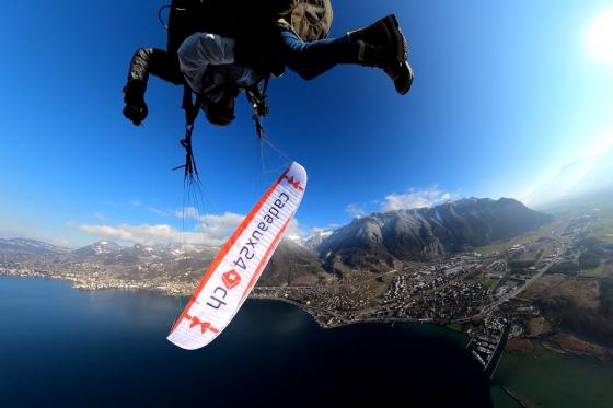 Parapente à Villeneuve - avec photos et vidéos incluses pour 1 personne 17  Parapente à Villeneuve - avec photos et vidéos incluses pour 1 personne 17