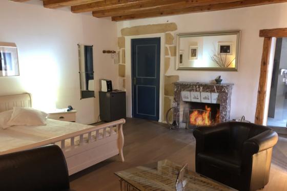 Séjour romantique à Neuchâtel - 1 nuit en chambre Elégante avec petit déjeuner inclus pour 2 pers. 2 