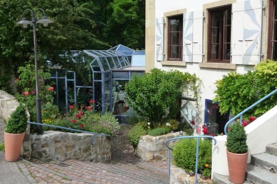 Séjour romantique à Neuchâtel - 1 nuit en chambre Elégante avec petit déjeuner inclus pour 2 pers. 5 