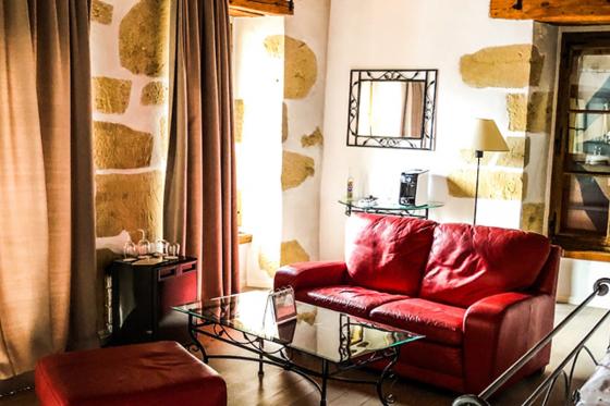 Séjour romantique à Neuchâtel - 1 nuit en chambre Elégante avec petit déjeuner inclus pour 2 pers. 8 