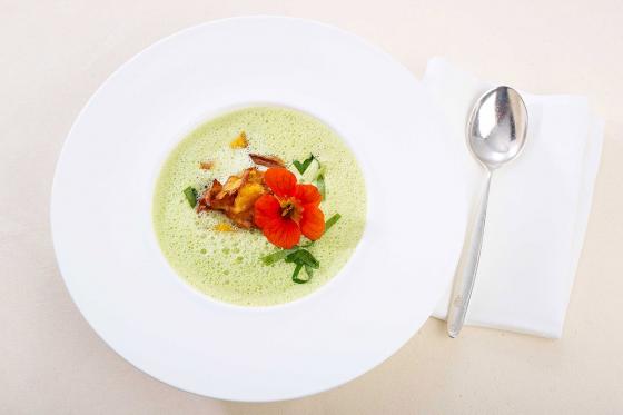 Bathe & Dine - Eintritt in Spa & 4-Gang-Menü für 2, im Bellevue Parkhotel & Spa  10 