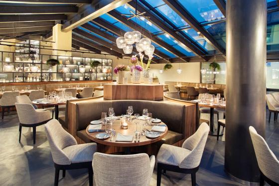 Nuitée à deux au Top of Zurich - En chambre panoramique avec menu gourmet à 5 plats 2 