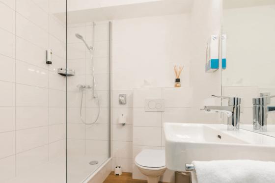 Séjour à Neuchâtel - avec petit déjeuner pour 2 personnes 4 