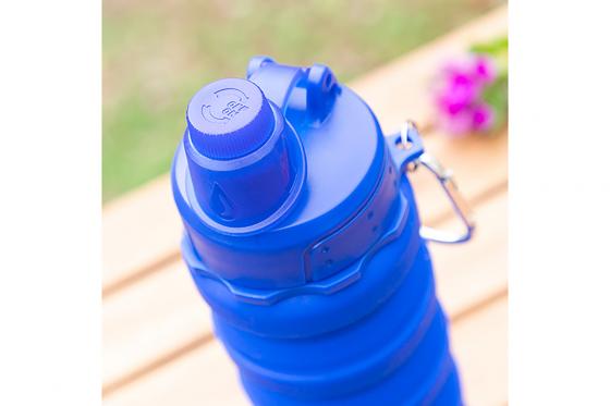 Faltbare Silikonflasche - perfekt für unterwegs 2 