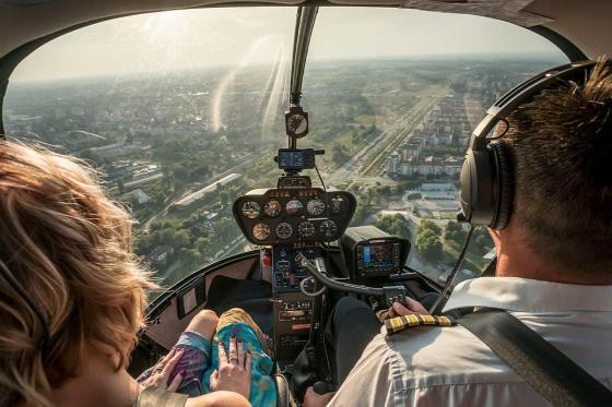 Zürich Helikopterflug - 30 Minuten für 3 Personen 1 