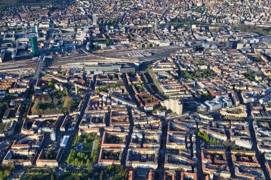 Zürich Helikopterflug - 30 Minuten für 3 Personen 4 