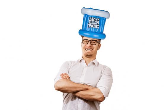 Aufblasbares Bier Pong - mit 2 Hüten und Ball 1 