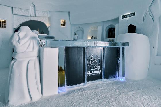 Fondue & Schneeschuhlaufen - in Davos oder Gstaad 4 