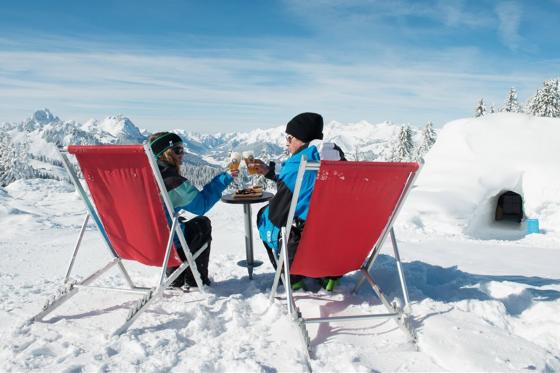 Fondue & Schneeschuhlaufen - in Davos oder Gstaad 7 