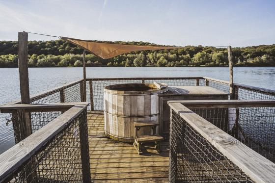 Cabane flottante SPA en famille - 1 nuit pour 6 personnes avec petit déjeuner compris 1 