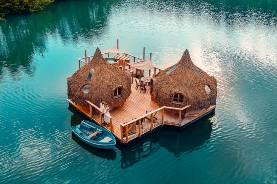 SPA-Familienhütte auf dem See - 2 Nächte für 6 Personen inkl. Frühstück  