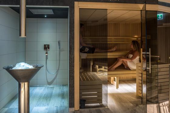 Nuitée romantique face au Léman - Massage en duo et petit déjeuner inclus pour 2 personnes 5 