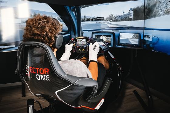 Formel-1-Simulator - 1 Stunde für 1-3 Personen  