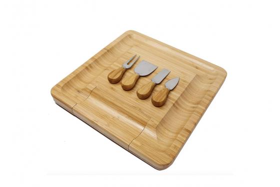 Käseschneidebrett - aus Holz - mit Besteck 2 