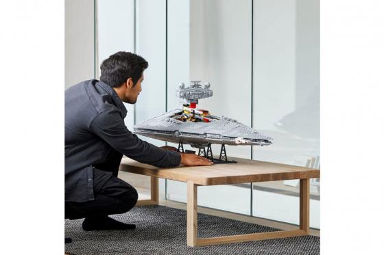 LEGO Star Wars (75252) - Le Devastator 1 