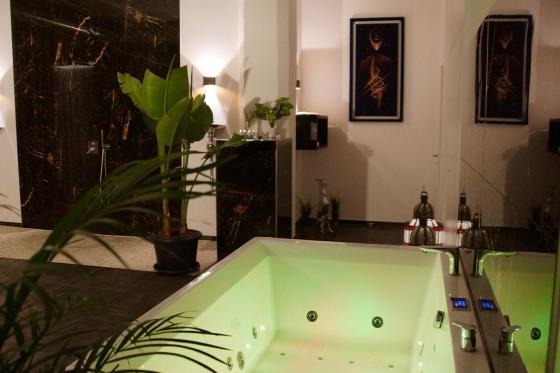 Übernachtung im Private Spa Art - inkl. Frühstück für 2 Personen | wochentags 7 