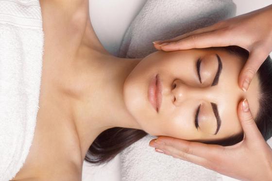 Ganzkörper Massage - für 1 Person  