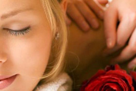 Ganzkörper Massage - für 1 Person 1 