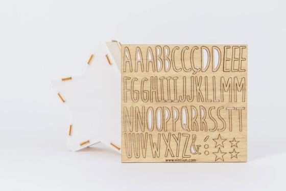 Veilleuse étoile personnalisable - Porte nom lumineux en bois 4 