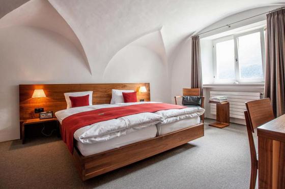 Séjour de rêve en Engadine - Hébergement et wellness inclus | à Scuol 4 