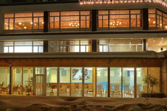 DAVOS: Hotel u. Skipass für 2 - inkl. Wellness Eintritt 9 