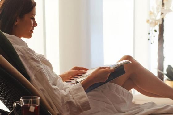 DAVOS: Hotel u. Skipass für 2 - inkl. Wellness Eintritt 12 