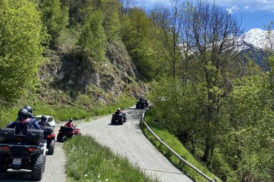 Quad-Tour in Verbier - mit Walliser Apéro und Überraschungsgeschenk für 2 Personen 2 