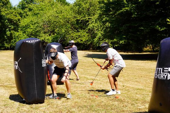 Bogenschiessen im Team - Mix zwischen Paintball und Bogenschiessen für 2 Personen 2 