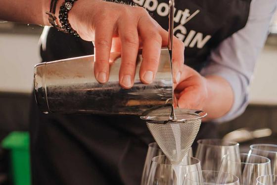 Gin Tasting zu Hause - mit dem Experten für 4 Personen  