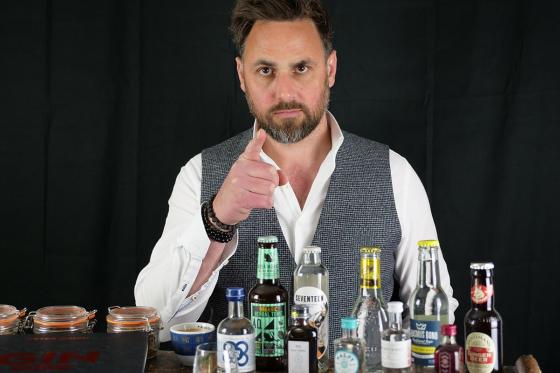 Gin Tasting zu Hause - mit dem Experten für 4 Personen 2 